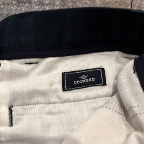 Dockers Mens Navy 30 X 30 Pleated Classic Fit  Pants - Picture 5 of 6